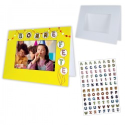 1 cadre rectangle en carton + 96 gommettes alphabet