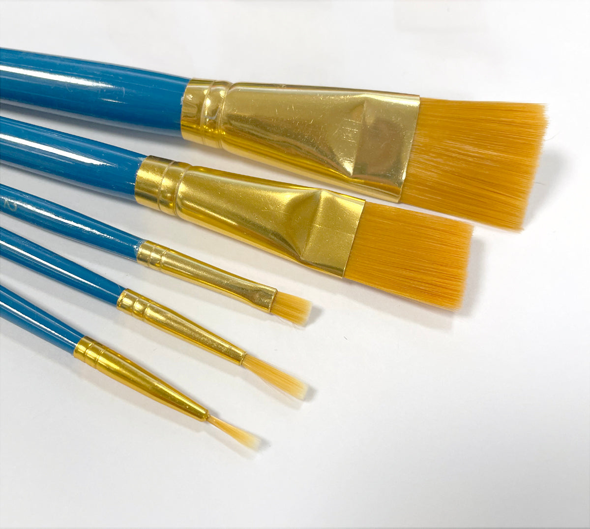 Lot de 25 pinceaux et brosses Artiste