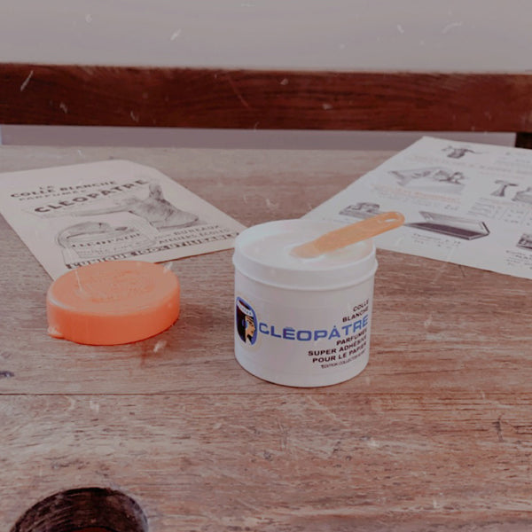 Pot de colle blanche édition Collector 90 ans