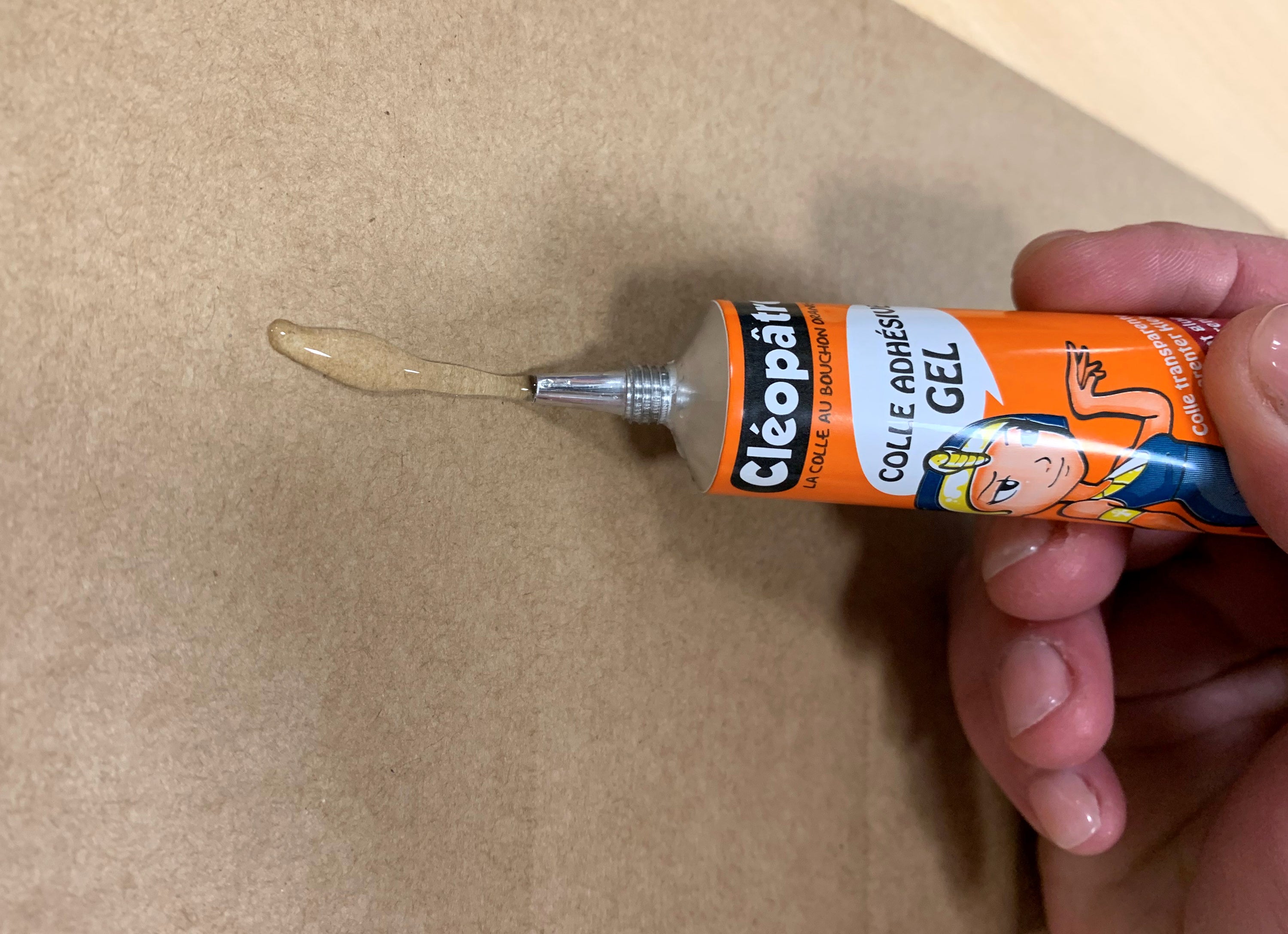 Colle écolier Cléopâtre en tube alu de 30 gr