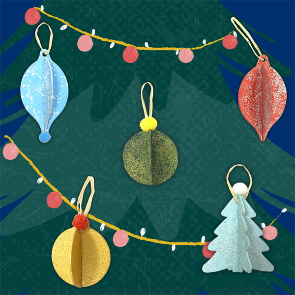 Suspensions de Noël en carton à décorer