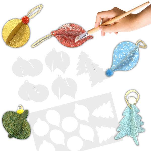 Suspensions de Noël en carton à décorer